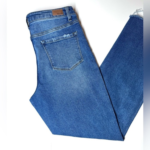 RSQ Women’s High Rise Straight Leg Distressed Women's Jeans Size- 30 - Picture 9 of 10